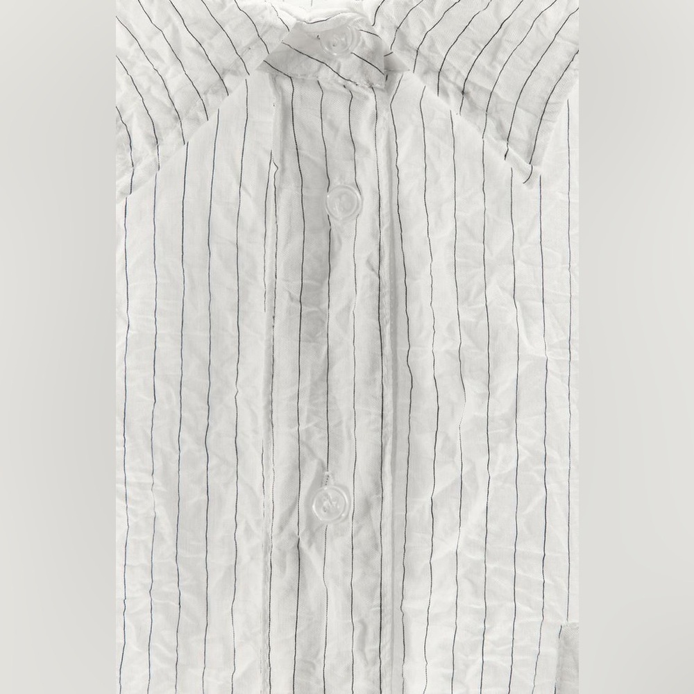 NWOT. Zara White/Black Oversized Crushed Striped Shirt. Size L. - Picture 9 of 13